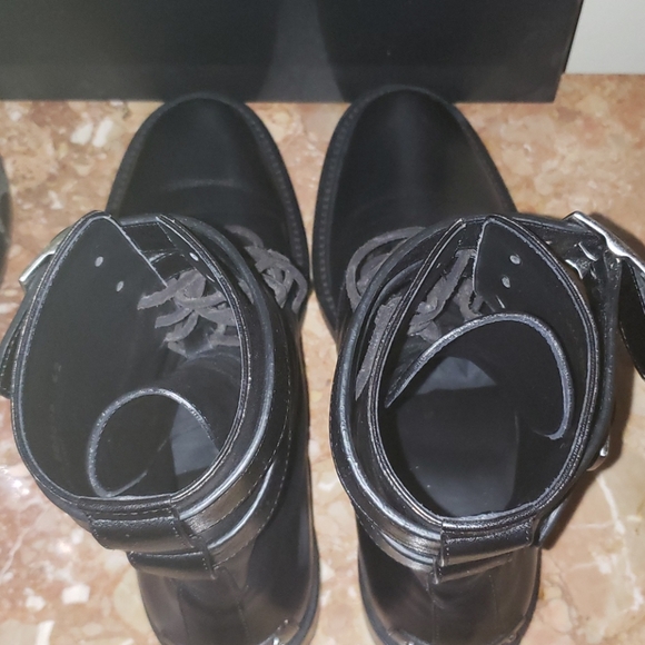 Saint Laurent boots - Picture 10 of 14